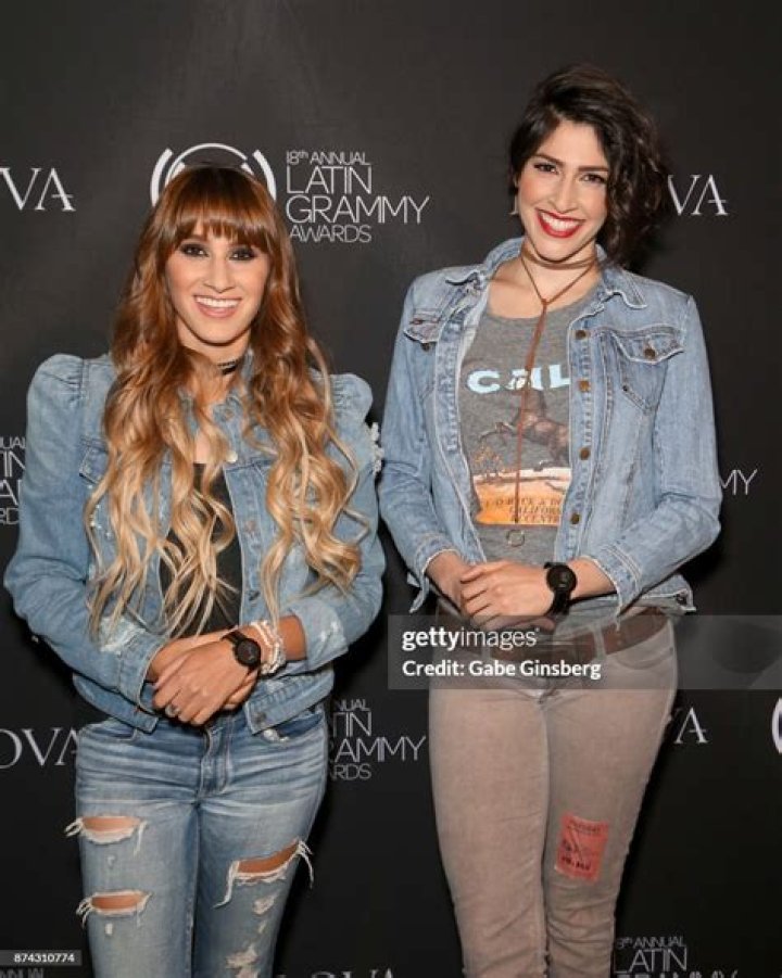 Ashley Grace Pérez Mosa ·