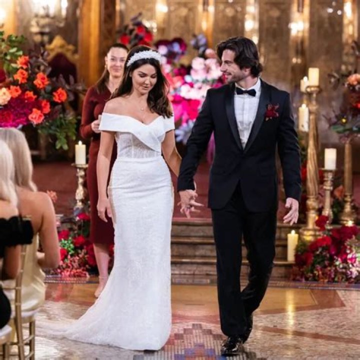 Clint Admits That 95 Percent of His Relationship With Gina Has Been Great on MAFS (EXCLU |