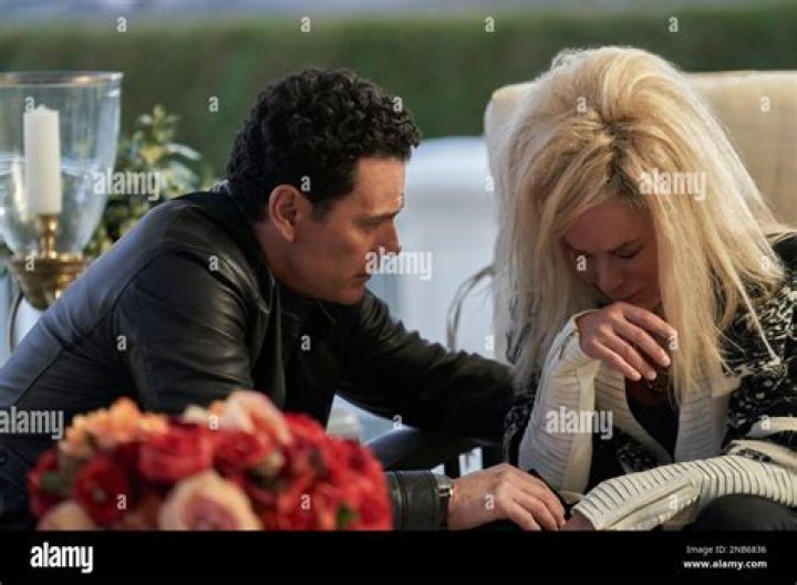 Gwen Shamblin's Husband Joe Lara & Ex-Husband David Shamblin: What To Know