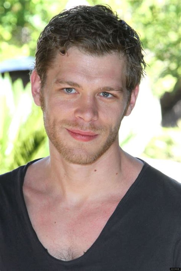 Joseph Morgan Height, Weight, Age, Spouse, Family, Facts, Biography