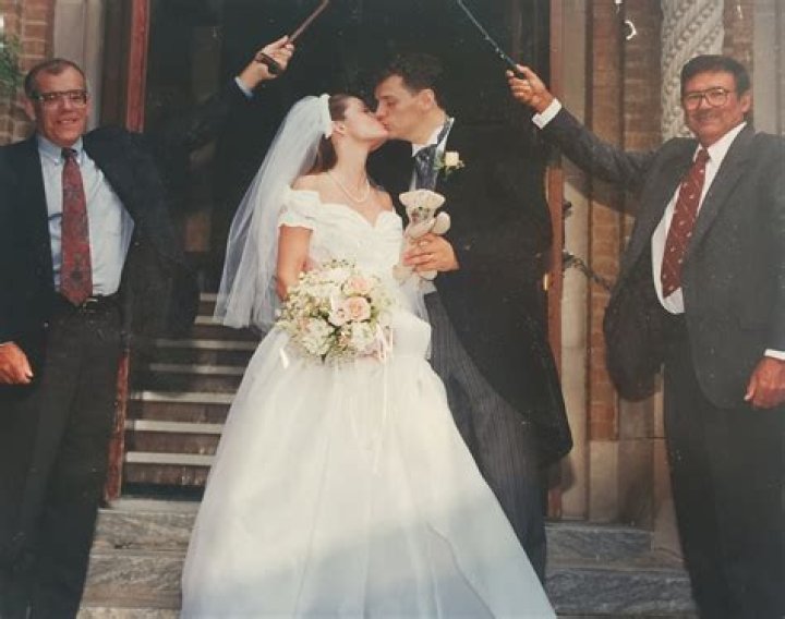 Shelley Hennig's Marital Status Unraveled