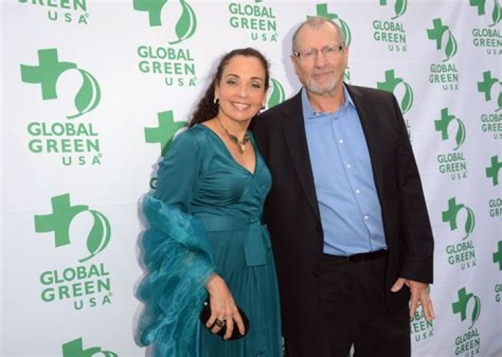 Uncover Catherine Rusoff's Enduring Marriage With Ed O'Neill: Secrets And Insights Revealed