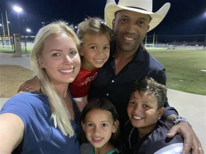 Who Is Henry Anderson's Wife?