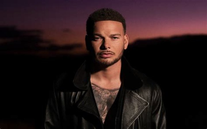 Why Is Kane Brown's Dad in Prison? The Singer Grew Up Without a Dad |